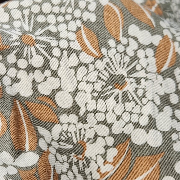 Lands’ In Woman’s Casual Floral Pull-On Plus Size Shorts Size 16 - Picture 2 of 5